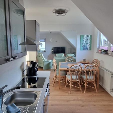 Ferienwohnung Bei Natie Brilon Luaran gambar