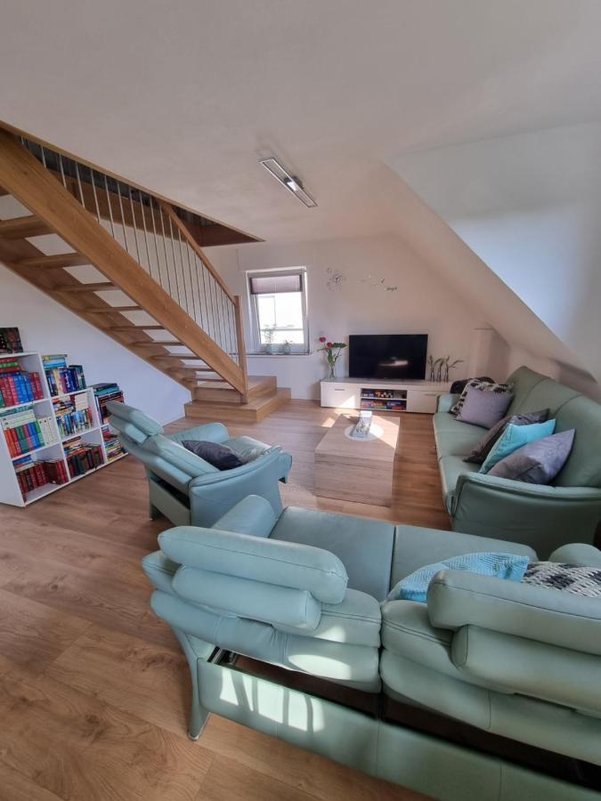 Ferienwohnung Bei Natie Brilon Luaran gambar