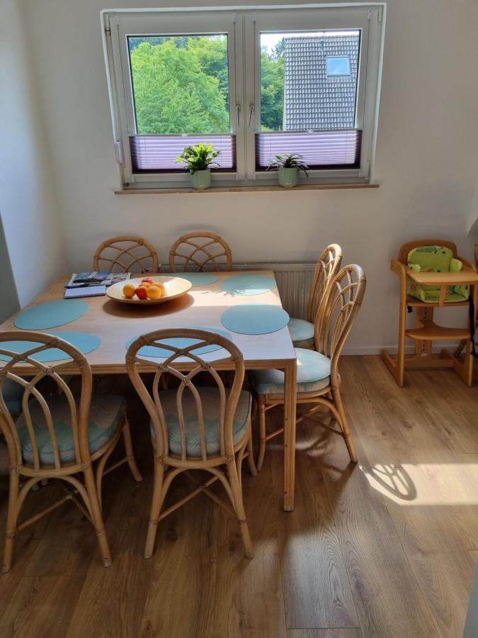 Ferienwohnung Bei Natie Brilon Luaran gambar