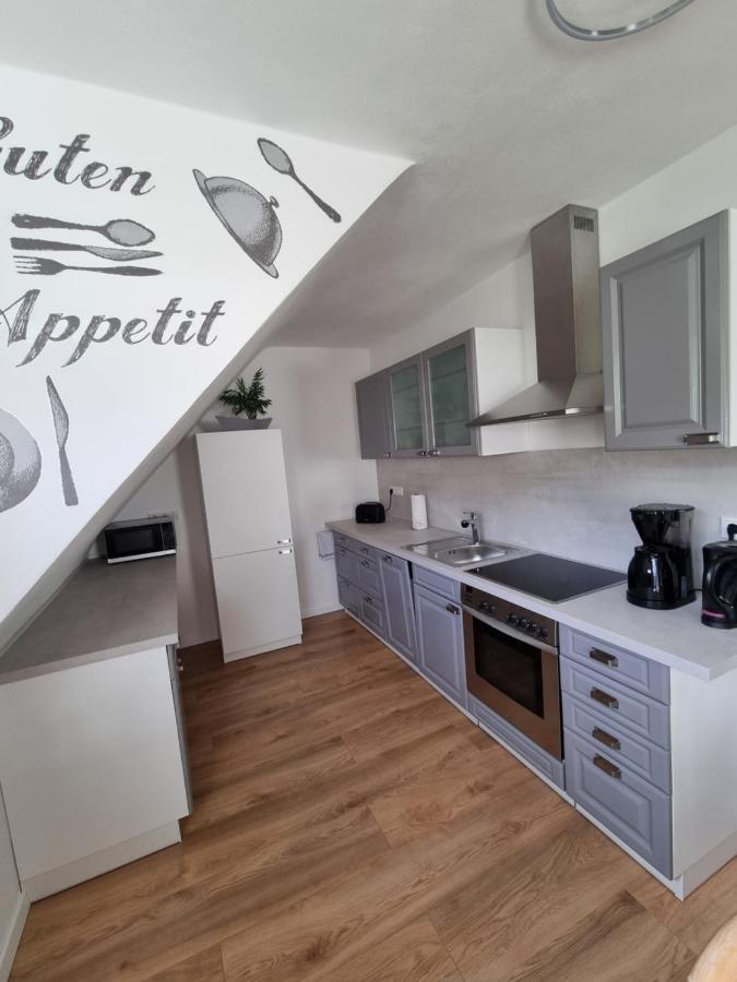 Ferienwohnung Bei Natie Brilon Luaran gambar